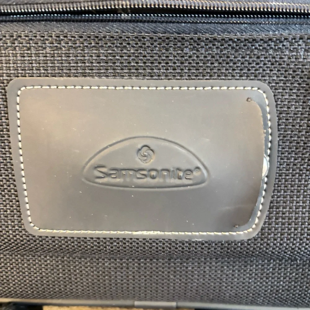 Samsonite Travel Luggage Case Heavy Duty 15